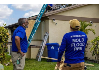 hurricane-clean-up-florida-small-0