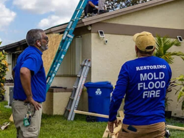 hurricane-clean-up-florida