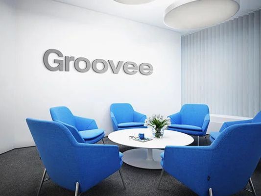 company-lobby-signs-in-zephyrhills