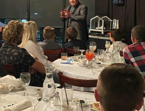 best-private-birthday-party-magician-chicago-for-kids-and-adults-big-0