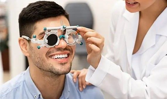 looking-for-a-trusted-clinic-for-eye-check-up-in-pitampura-big-0