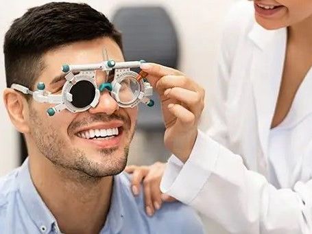 looking-for-a-trusted-clinic-for-eye-check-up-in-pitampura