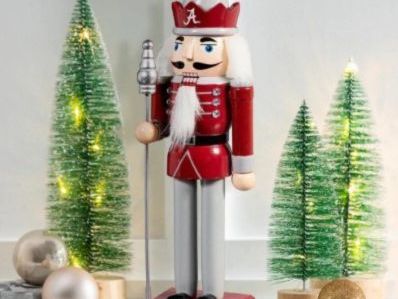 buy-premium-christmas-nutcrackers-a-coastal-christmas
