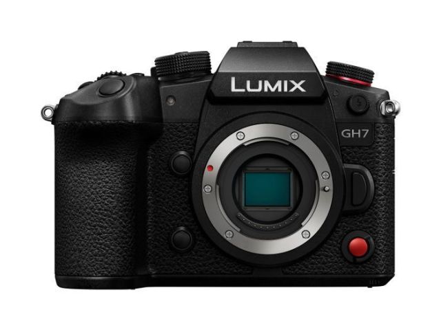brand-new-panasonic-lumix-gh7-mirrorless-digital-camera