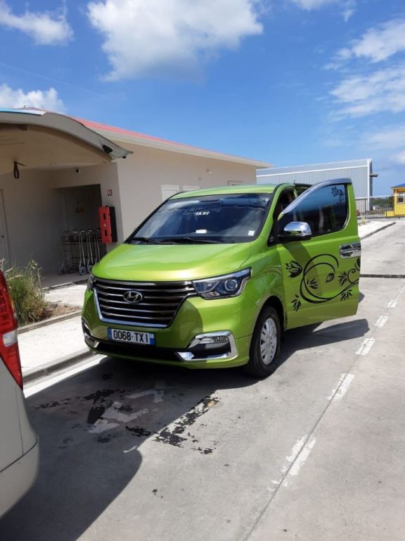 st-marteen-guided-tour-service-explore-the-island-like-a-local-big-2