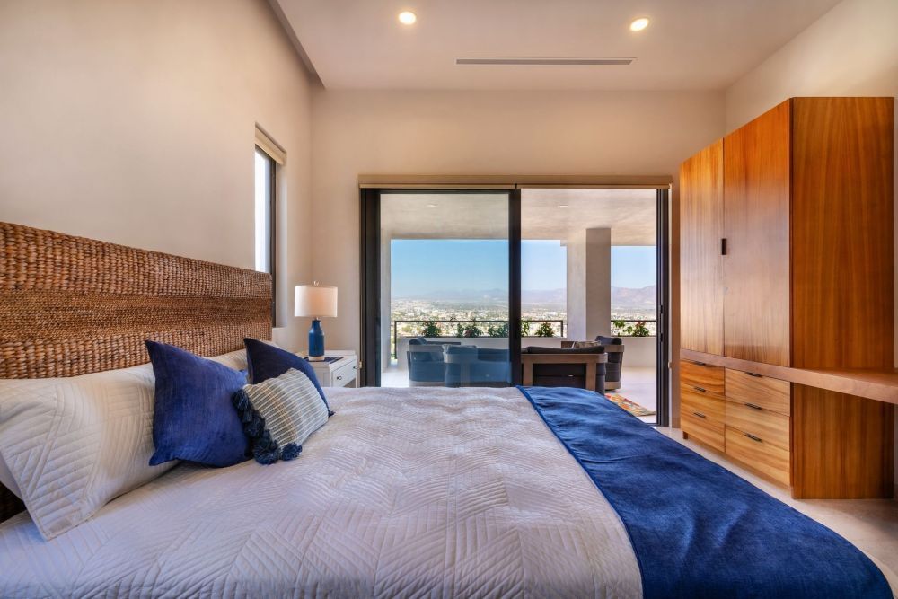 experience-unmatched-elegance-with-luxury-villa-big-3