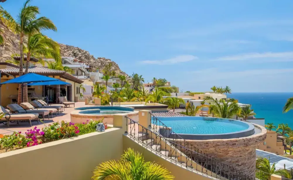 ultimate-coastal-escape-luxury-villa-and-yacht-big-0