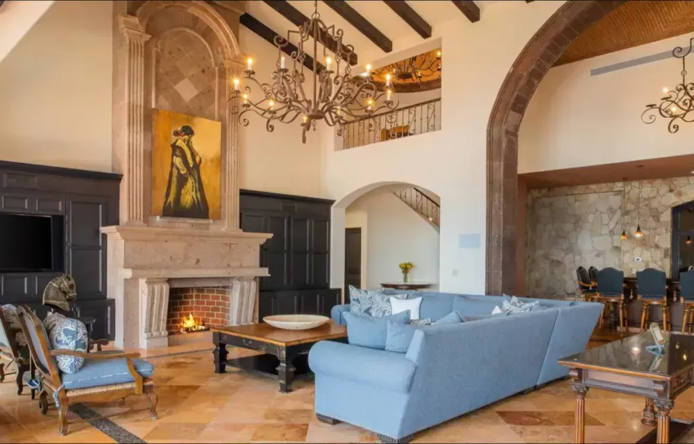ultimate-coastal-escape-luxury-villa-and-yacht-big-2
