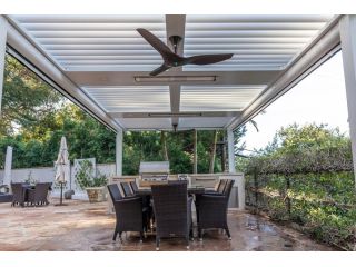 motorized-adjustable-patio-covers-orange-county-small-0