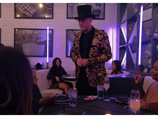 hire-best-corporate-event-magician-in-houston-tx-small-0