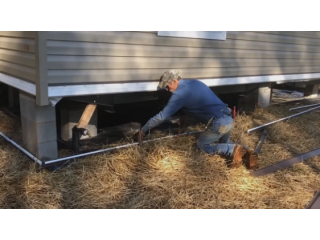 mobile-home-skirting-installers-what-homeowners-should-know-small-0