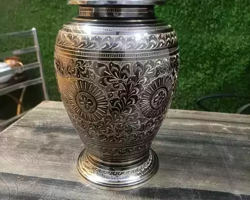 brass-cremation-urn-manufacturer-higher-handicrafts