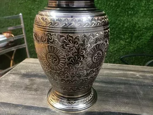 brass-cremation-urn-manufacturer-higher-handicrafts