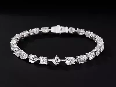 tennis-bracelet-moissanite-elegant-luxury-shine-moiss-era