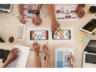 app-development-company-delivering-tailored-digitalsolution-small-1