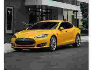 cool-tesla-model-3-wraps-miami-fl-premium-custom-vinyl-wraps-small-0