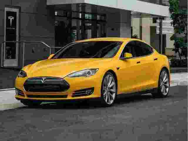 cool-tesla-model-3-wraps-miami-fl-premium-custom-vinyl-wraps