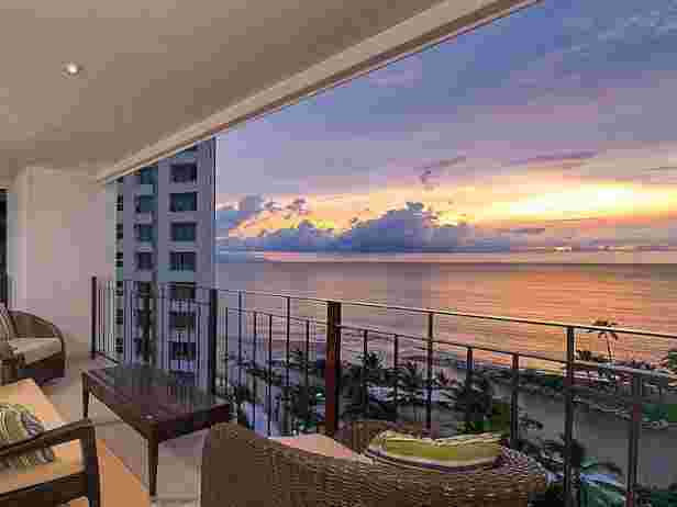 modern-luxury-beachfront-condo-with-resort-amenities