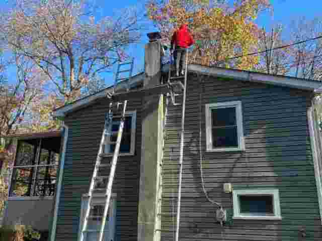 golden-hammer-roofing-chimney