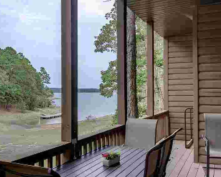 luxury-vacation-home-rental-for-an-unforgettable-lake-escape