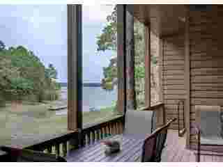 luxury-vacation-home-rental-for-an-unforgettable-lake-escape-small-0