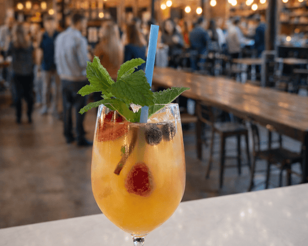 book-fathers-day-2026-celebration-premium-glassware-rental