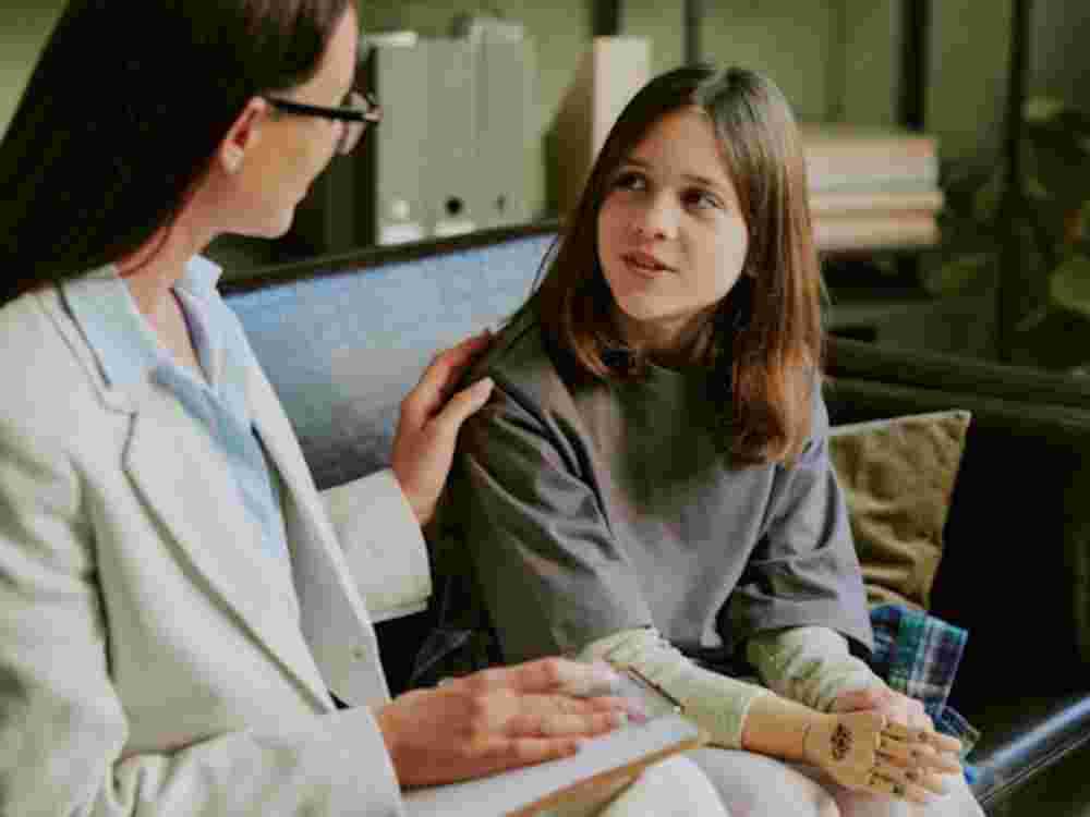 child-psychiatrist-near-me-compassionate-care-for-kids-teens-big-0