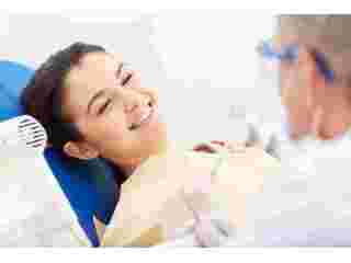 special-offer-on-smile-makeovers-trusted-cosmetic-dentist-small-0