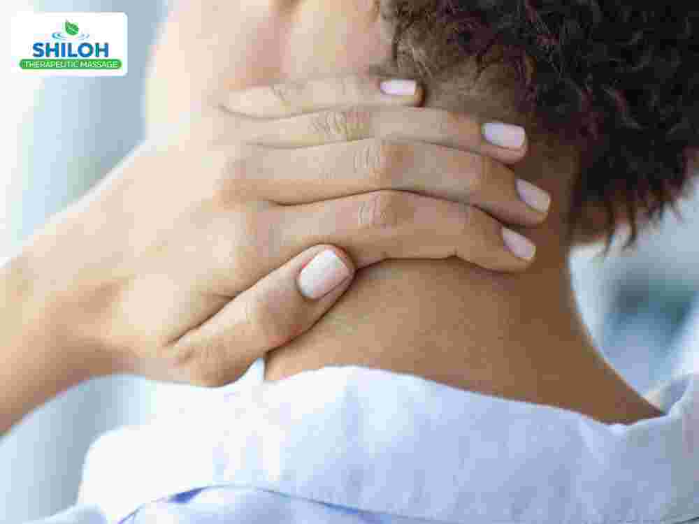 relieve-everyday-tension-through-neck-shoulder-pain-massage-big-0