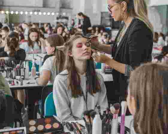 best-makeup-lessons-in-frisco-tx-angeline-jasmin-beauty