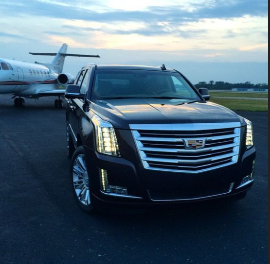 luxury-airport-car-rental-chicago-big-1
