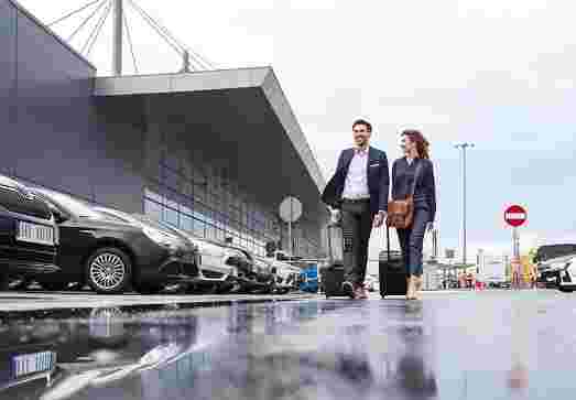 luxury-airport-car-rental-chicago-big-3