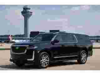luxury-airport-car-rental-chicago-small-4