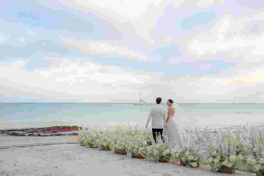 get-personalized-key-west-wedding-packages-big-1