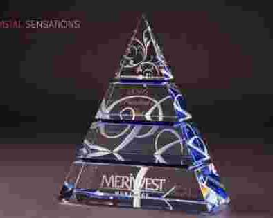 best-custom-crystal-trophy-for-corporate-excellence