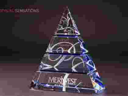 best-custom-crystal-trophy-for-corporate-excellence