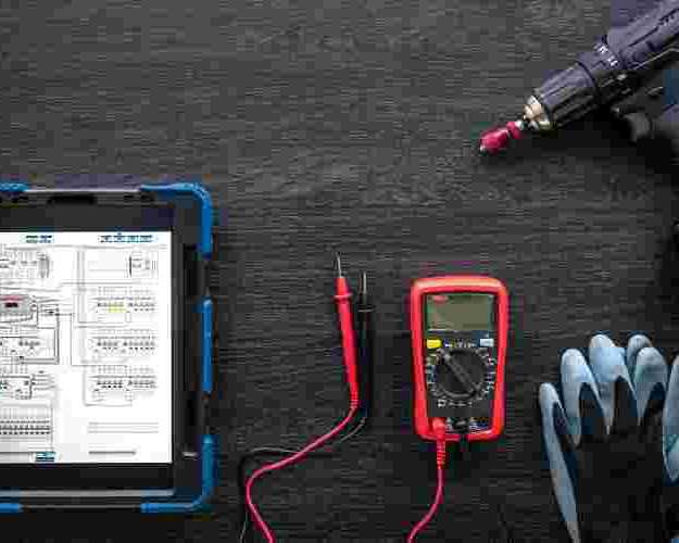 sparq-car-diagnostic-tool-for-accurate-vehicle-analysis-and-fast