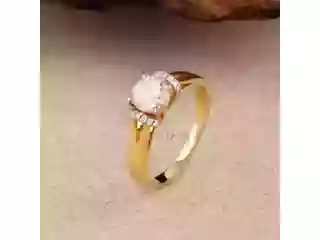 halo-rings-for-women-diamond-rings-that-shine-from-every-angle-small-4