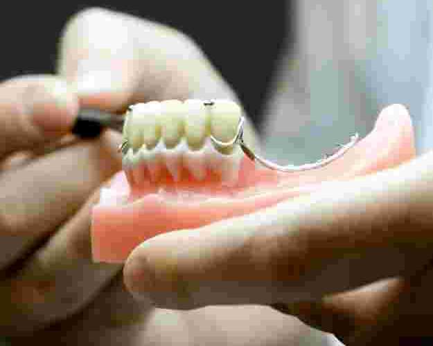 fast-solutions-for-denture-repair-clinic-near-me-in-seattle