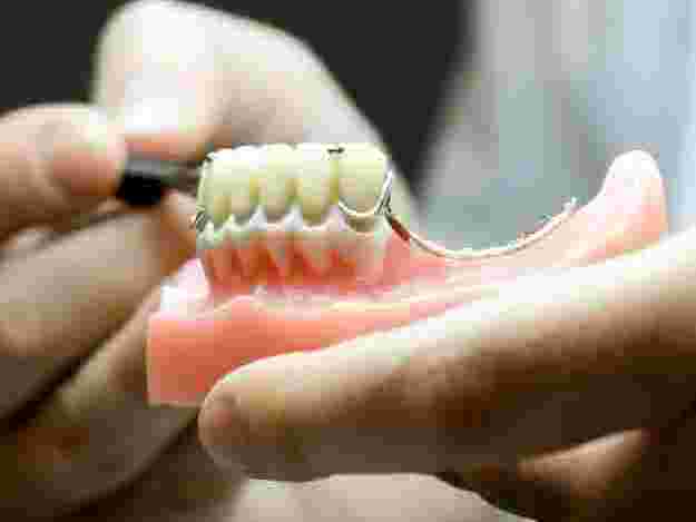 fast-solutions-for-denture-repair-clinic-near-me-in-seattle