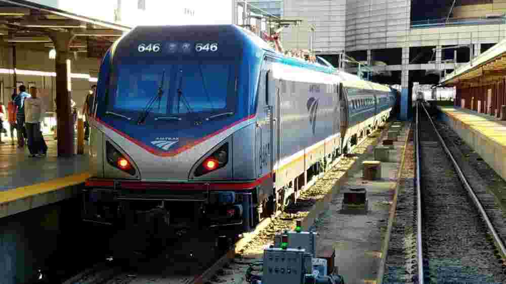 amtrak-milwaukee-to-chicago-cost-comfort-and-booking-tips-big-0