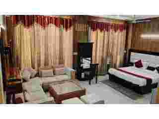 budget-hotels-in-noida-small-0
