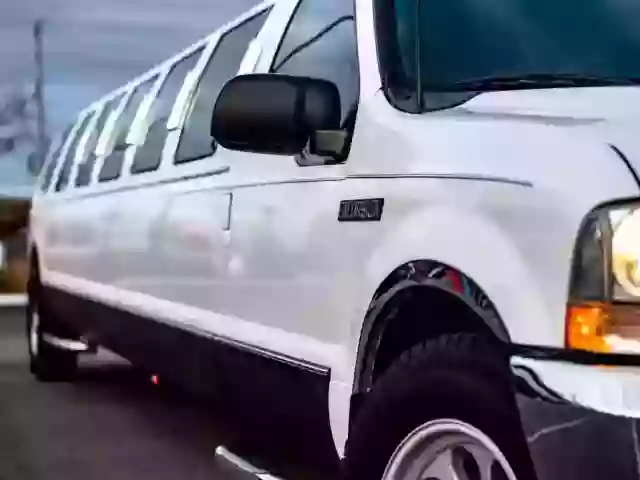 black-stretch-hummer-limo-philadelphia-pa