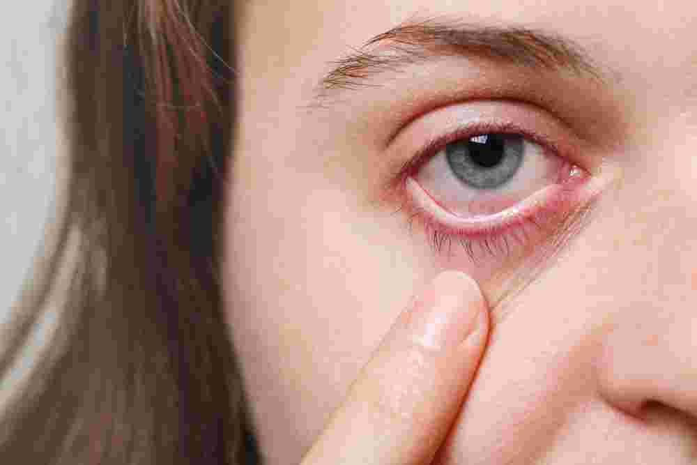 comprehensive-uveitis-treatment-and-retinal-care-services-big-0