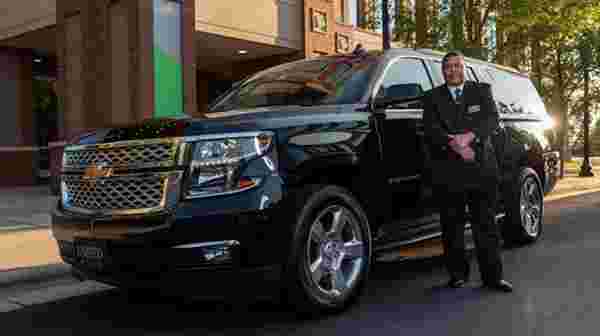 airport-luxury-suv-car-services-for-business-travel-big-0