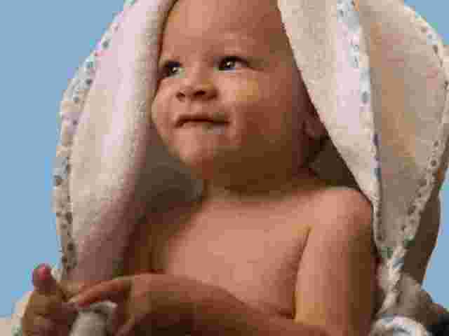 luxury-blue-hooded-baby-towel-for-fathers-day-2026-gift-guide