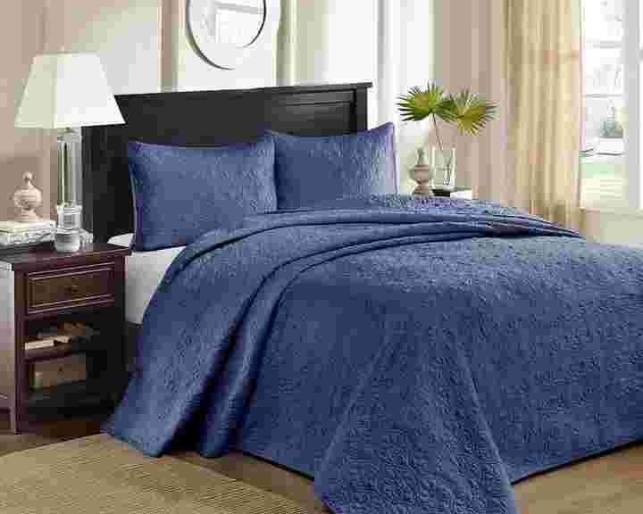 quebec-3-piece-quilted-reversible-bedspread-collection