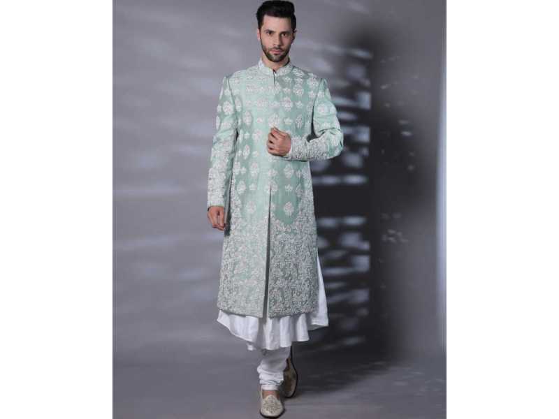 designer-wedding-sherwani-for-groom-available-in-usa-small-0