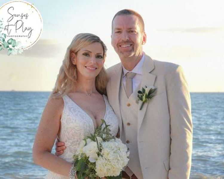 trusted-key-west-photographers-for-romantic-wedding-photography