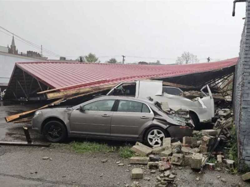 storm-damage-roofing-company-you-can-trust-for-fast-roof-repairs-small-0
